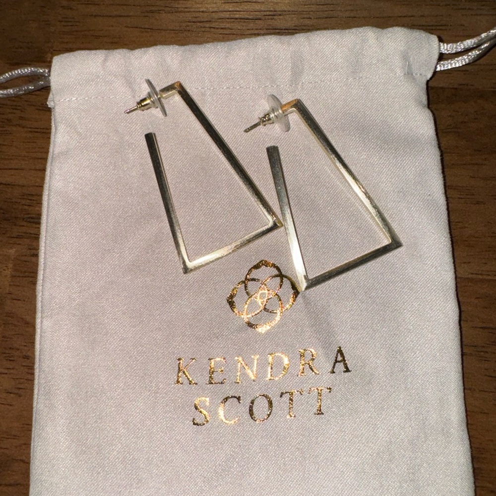 Kendra Scott Easton Earrings